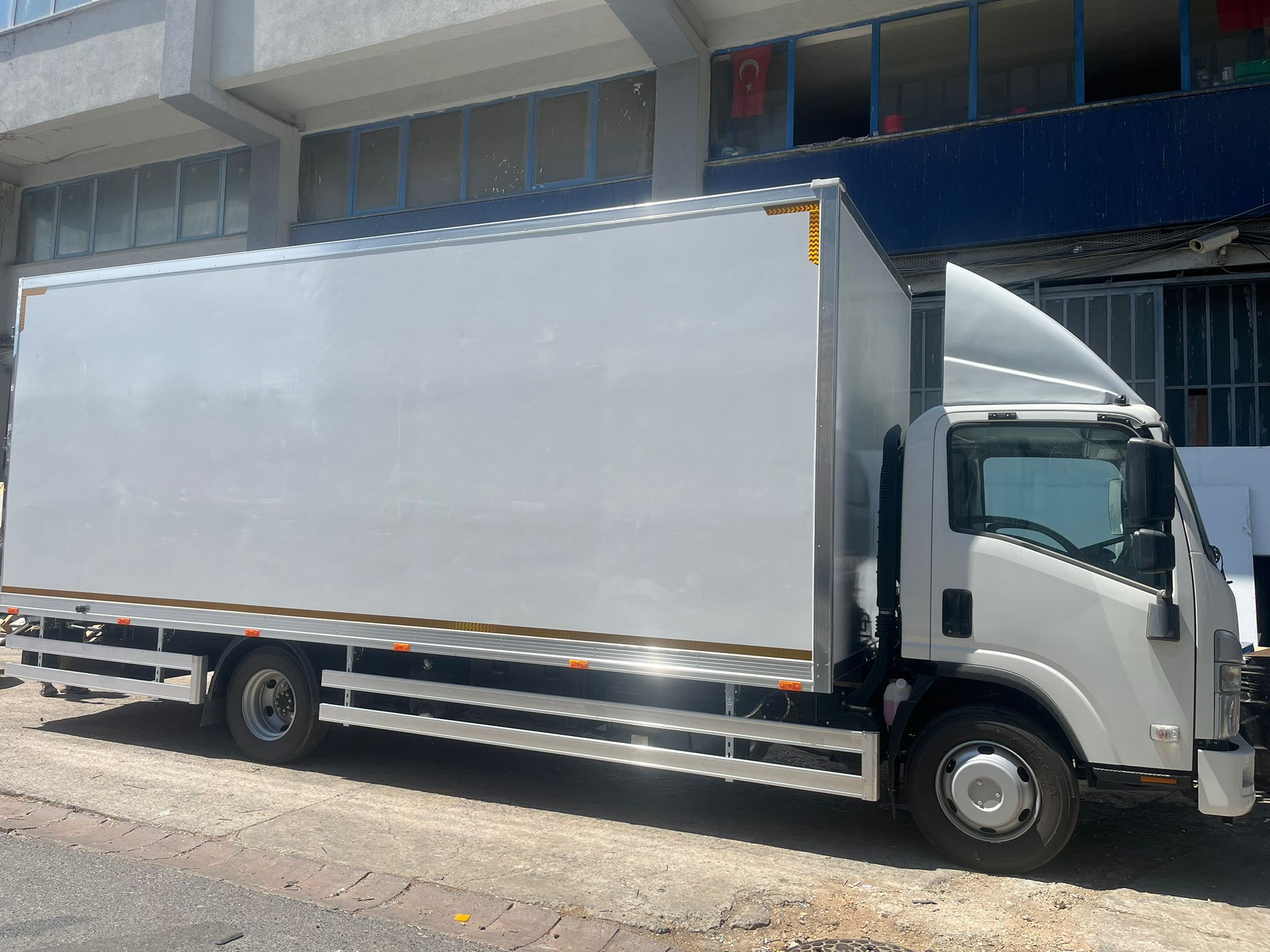 Hançer Karoser - İstanbul Polyester Kasa