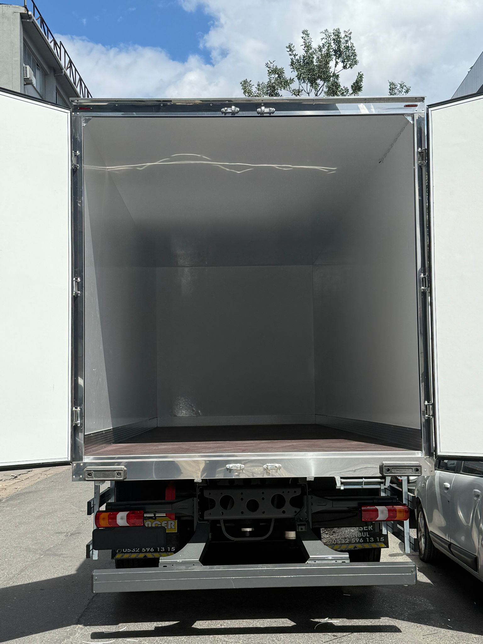 Hançer Karoser - İstanbul Polyester Kasa